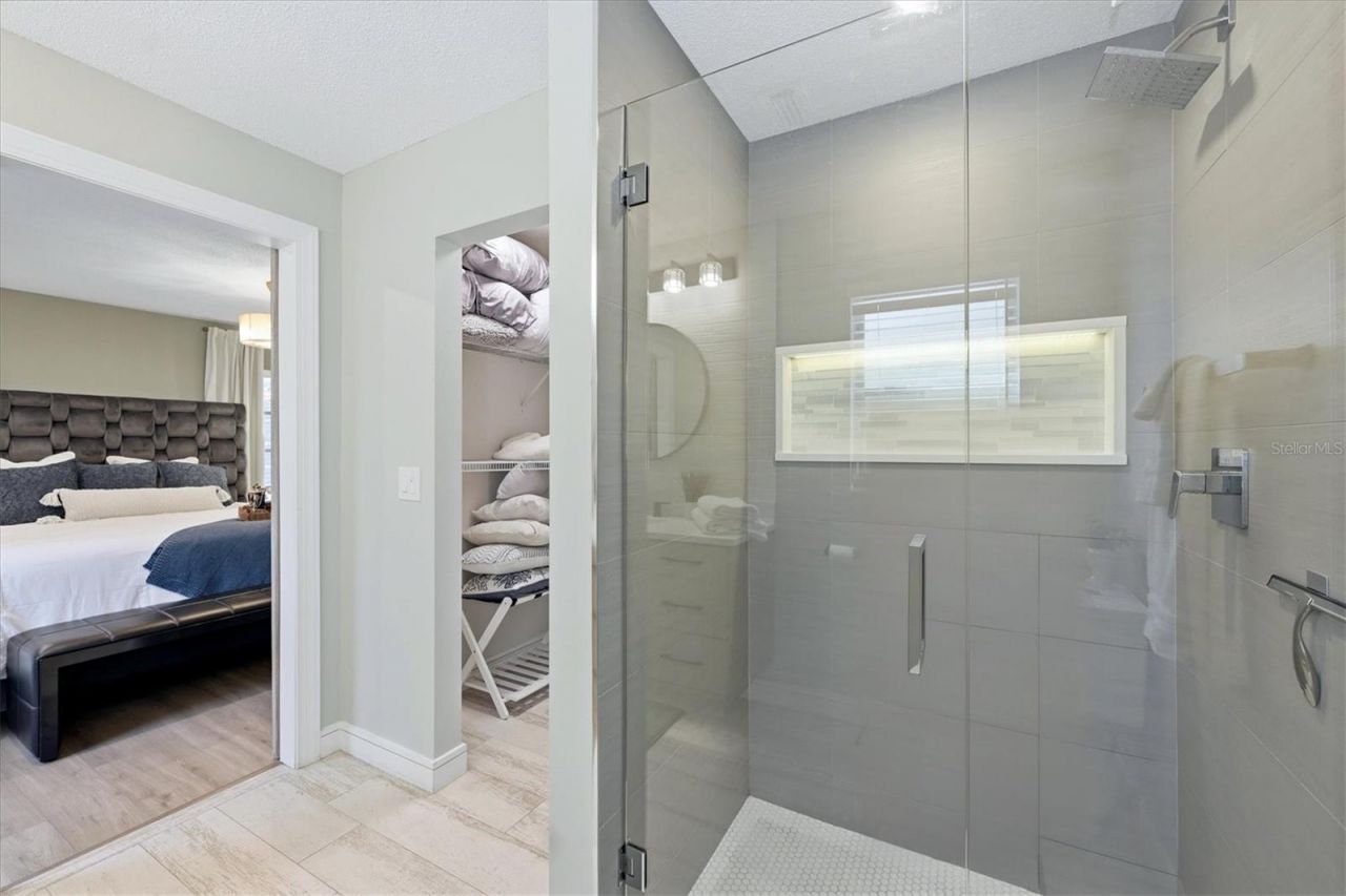 2428 Whippoorwill Circle, Sarasota, FL 34231 Photo