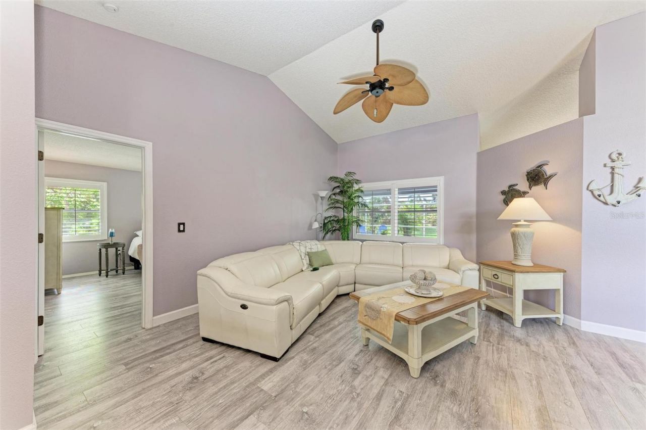 316 Roseling Circle , Venice, FL 34293 Photo