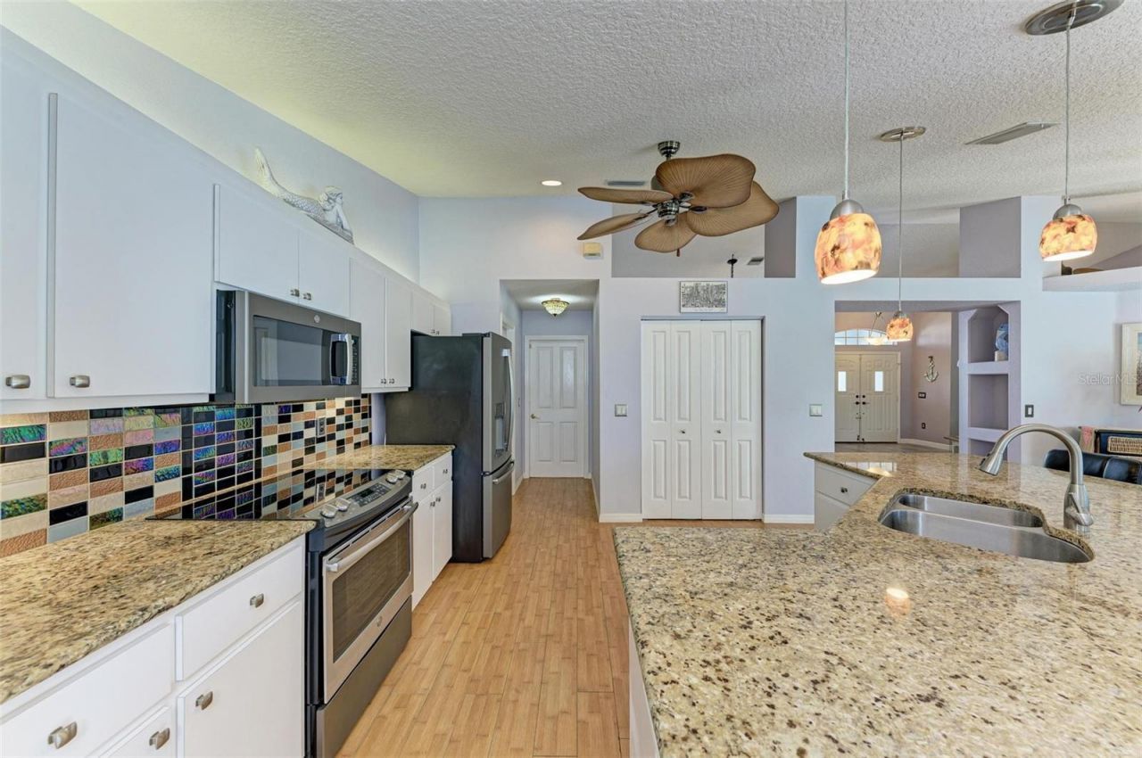 316 Roseling Circle , Venice, FL 34293 Photo