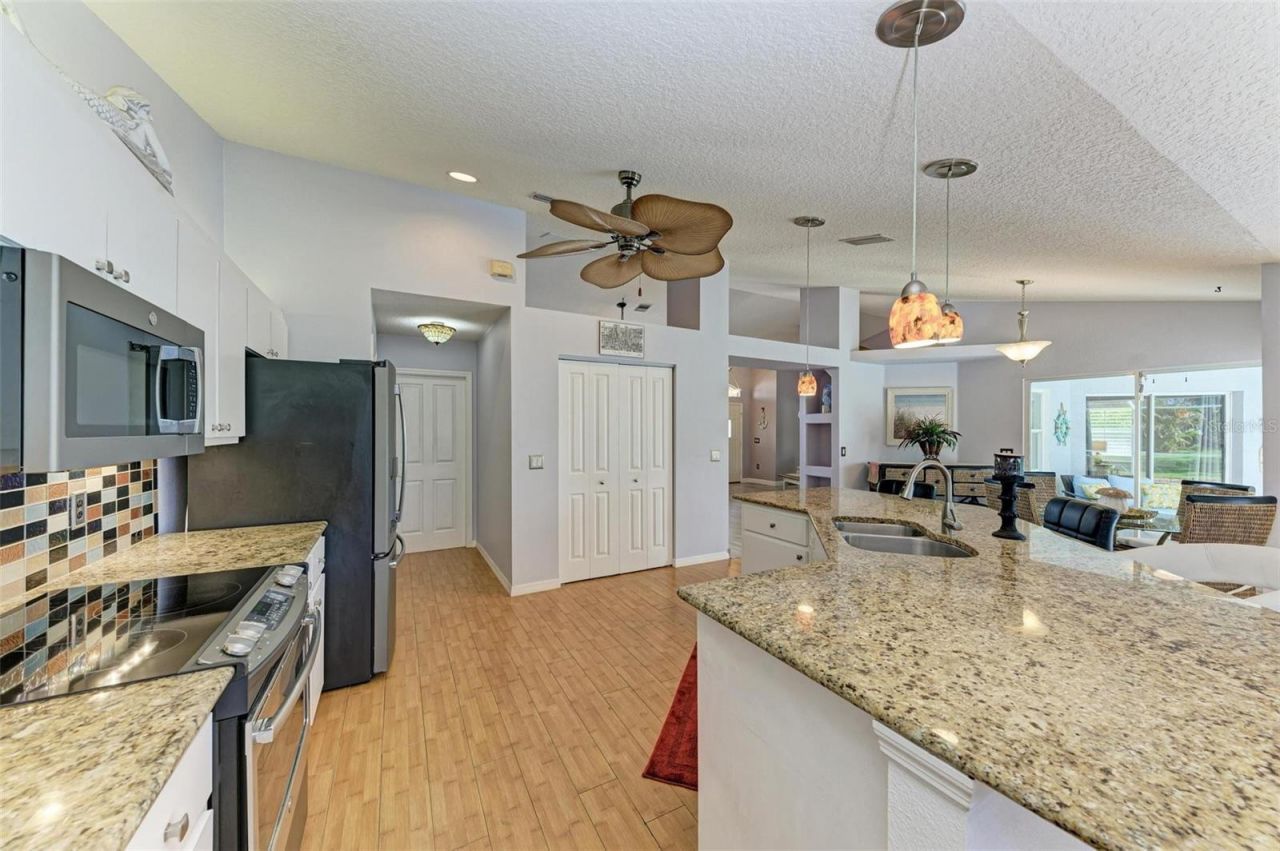 316 Roseling Circle , Venice, FL 34293 Photo