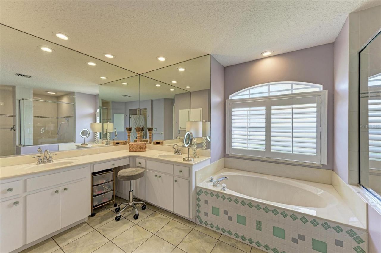 316 Roseling Circle, Venice, FL 34293 Photo