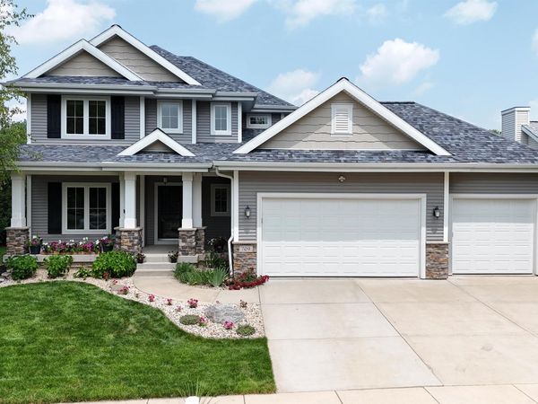 709 Pleasant Valley Parkway, Waunakee, WI 53597