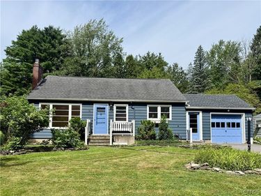 14 S Ten Eyck Avenue, Cazenovia, NY 13035