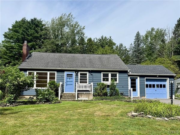 14 S Ten Eyck Avenue , Cazenovia, NY 13035