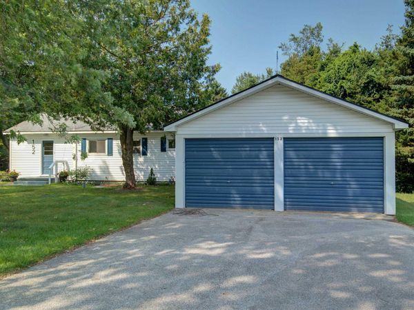 152 Sunset Drive, Frankfort, MI 00000