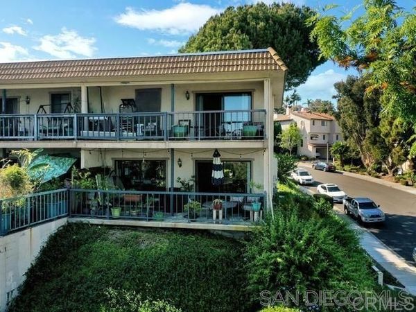2376 Caringa Way , Unit G, Carlsbad, CA 92009