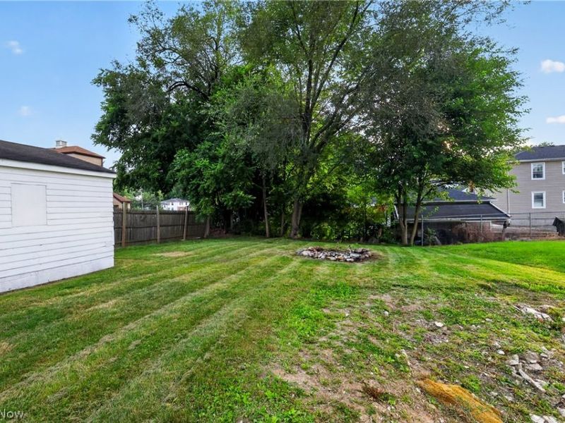 4916 Southern Boulevard , Youngstown, OH 44512 Photo 18