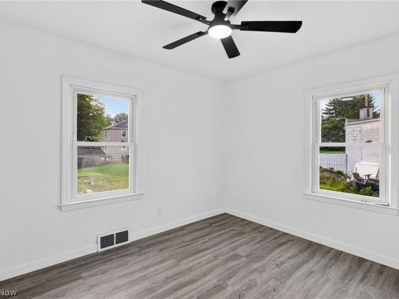 4916 Southern Boulevard , Youngstown, OH 44512 Photo 7