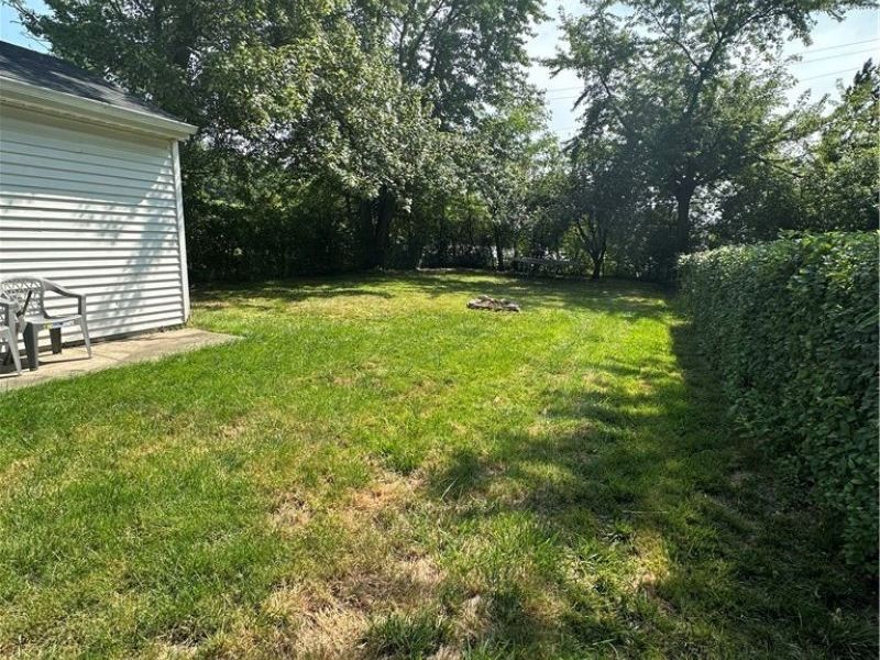1566 E 204 Street E, Euclid, OH 44117 Photo 10