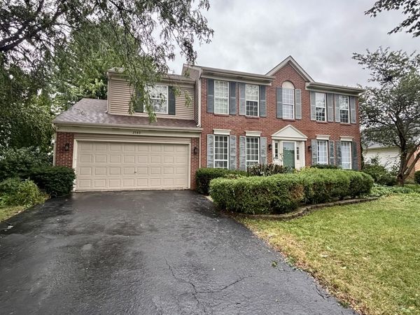 2580 Westminster Lane , Aurora, IL 60506