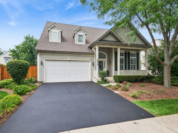 2975 Adamson Drive , Geneva, IL 60134