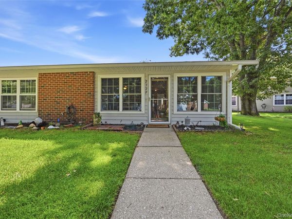 232 Blackpool Court , Unit F, Ridge, NY 11961