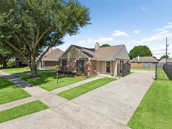 1148 ELVIN Drive , Baton Rouge, LA 70810
