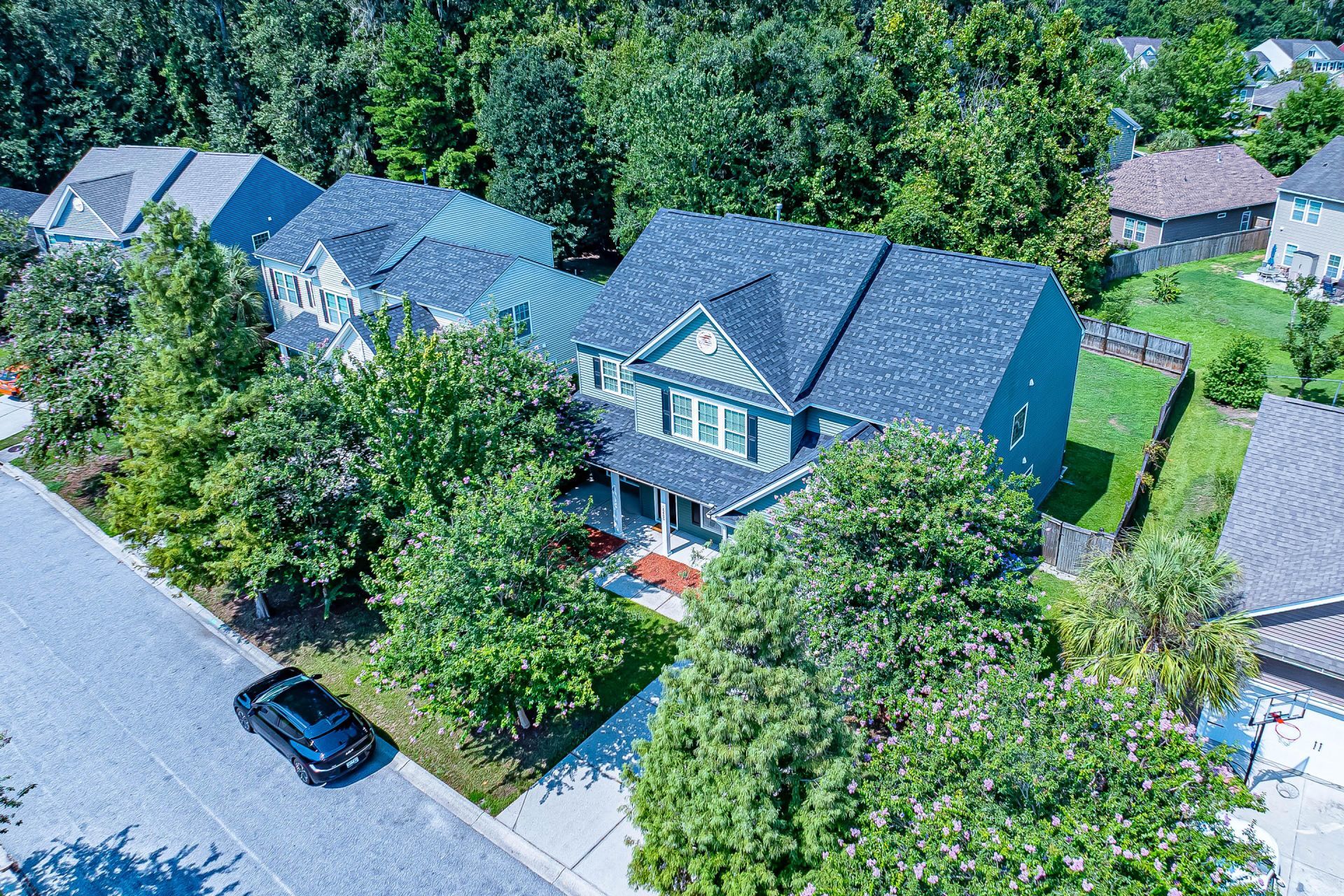 8485 Middle River Way Photo 5
