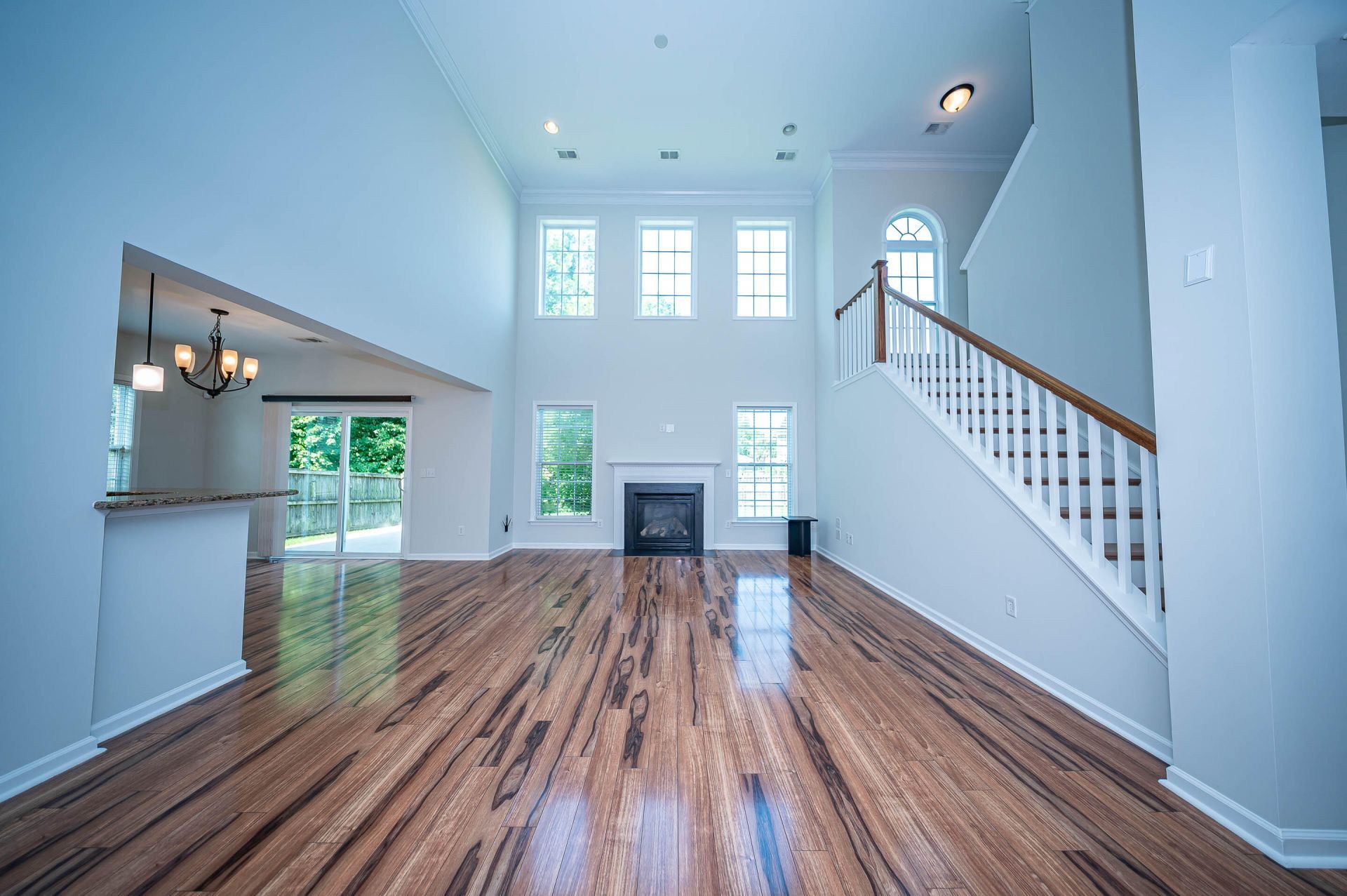 8485 Middle River Way Photo 7