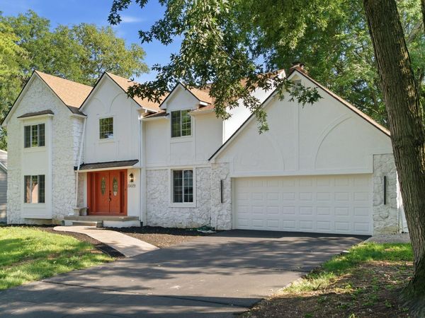 869 Bluff Ridge Drive, Columbus, OH 43235