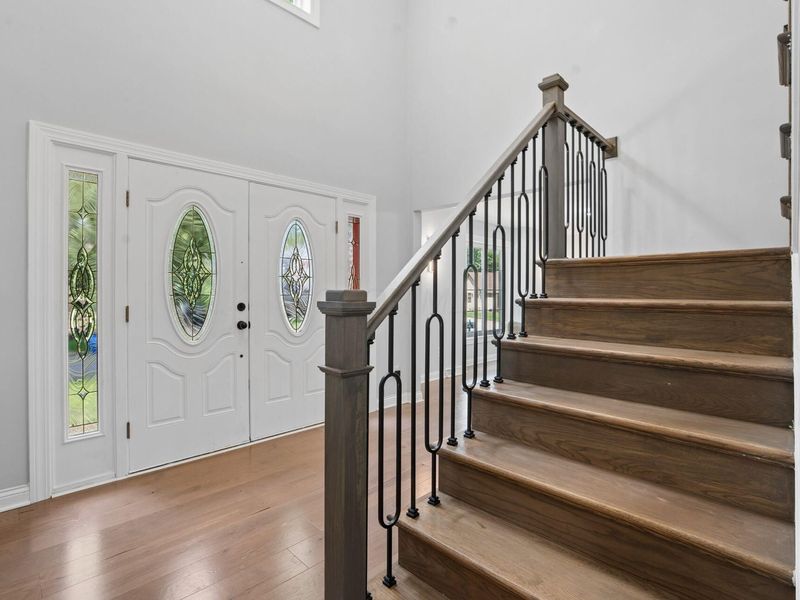 869 Bluff Ridge Drive, Columbus, OH 43235 Photo 4