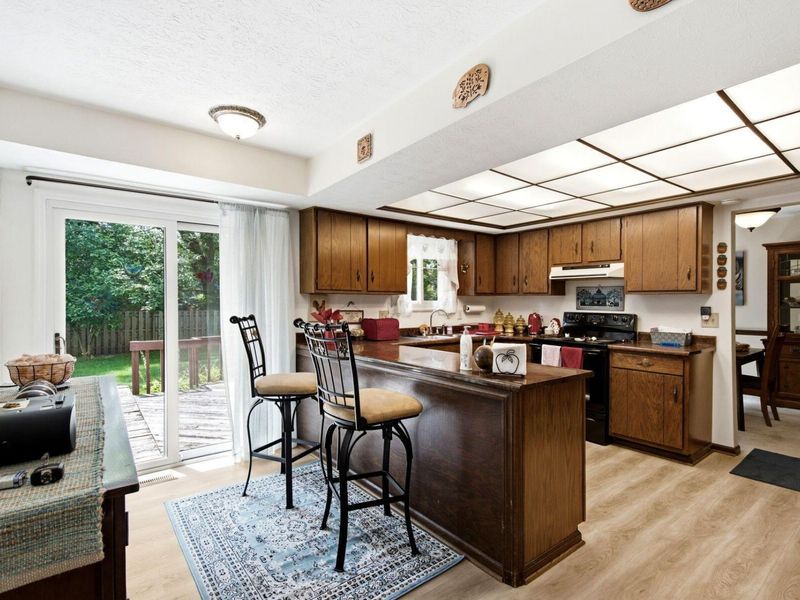 7508 Satterfield Road , Columbus, OH 43235 Photo 7