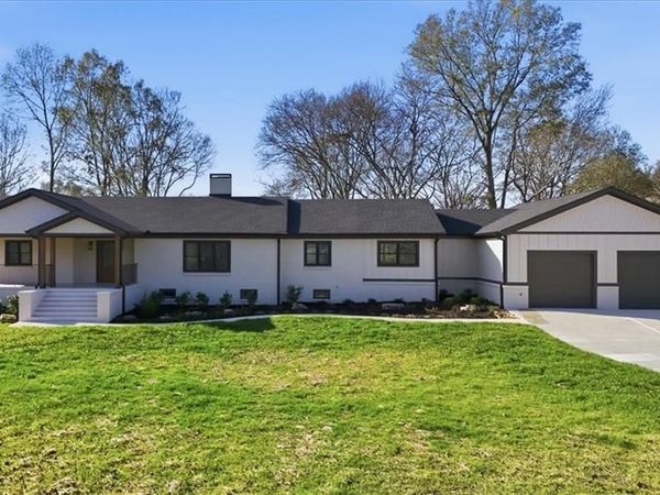 32 Church Street, Taylorsville, GA 30178