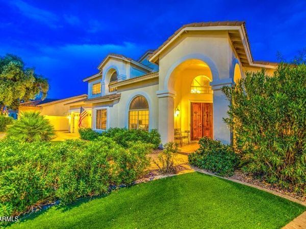 2201 E TAHITIAN Way, Gilbert, AZ 85234