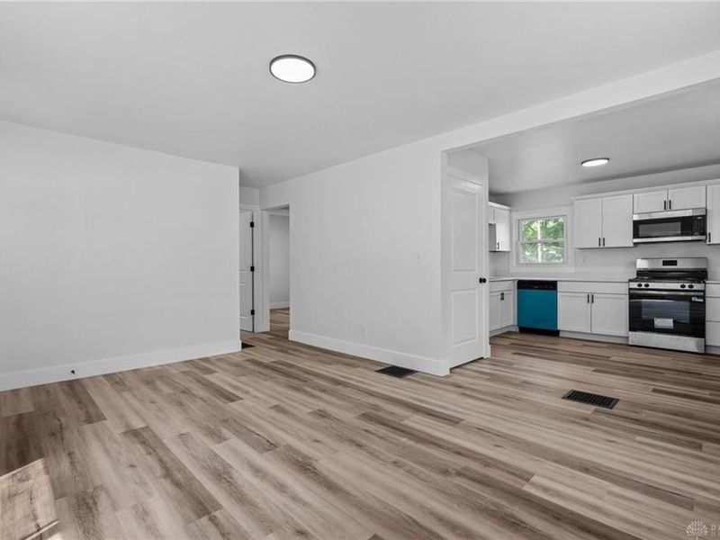 719 Kirk Lynne Street, Dayton, OH 45403 Photo 11
