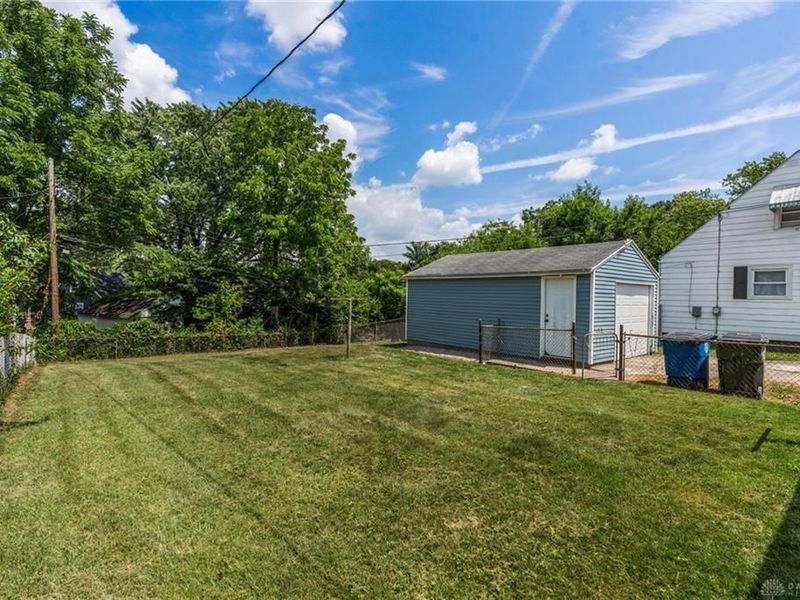 719 Kirk Lynne Street, Dayton, OH 45403 Photo 5