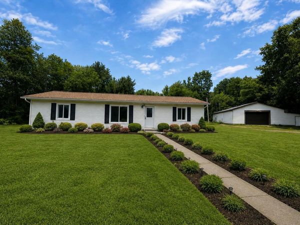 1700 Shipman Road, Oxford, MI 48371