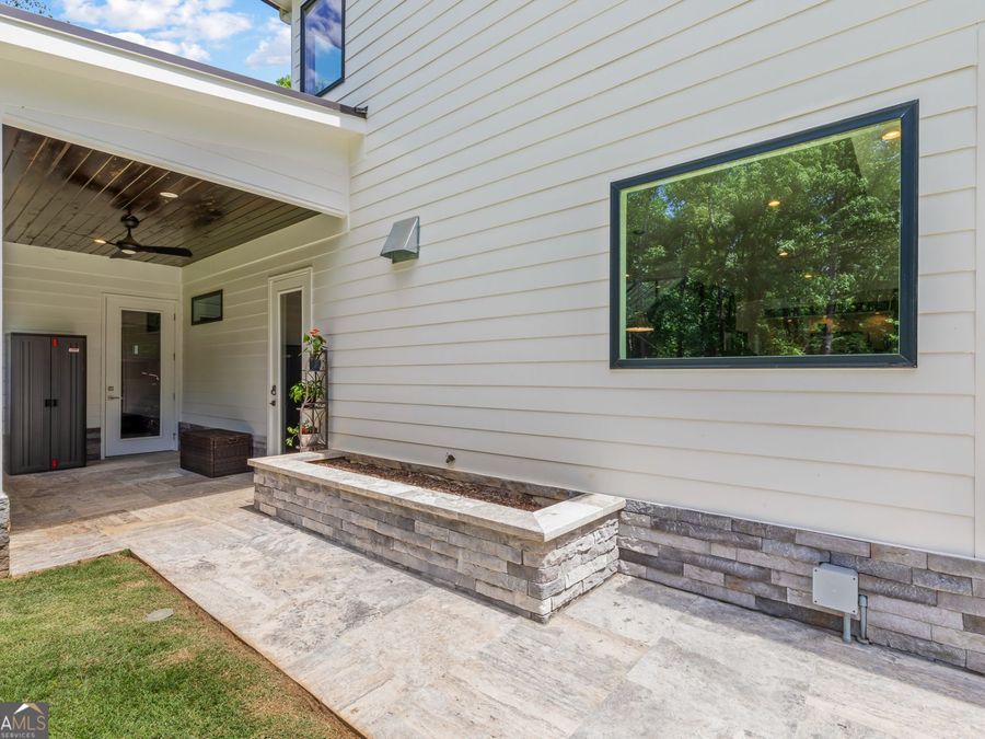 Property Image 60