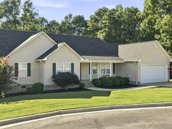 11 Autumn Run Road NE, Fort Payne, AL 35967