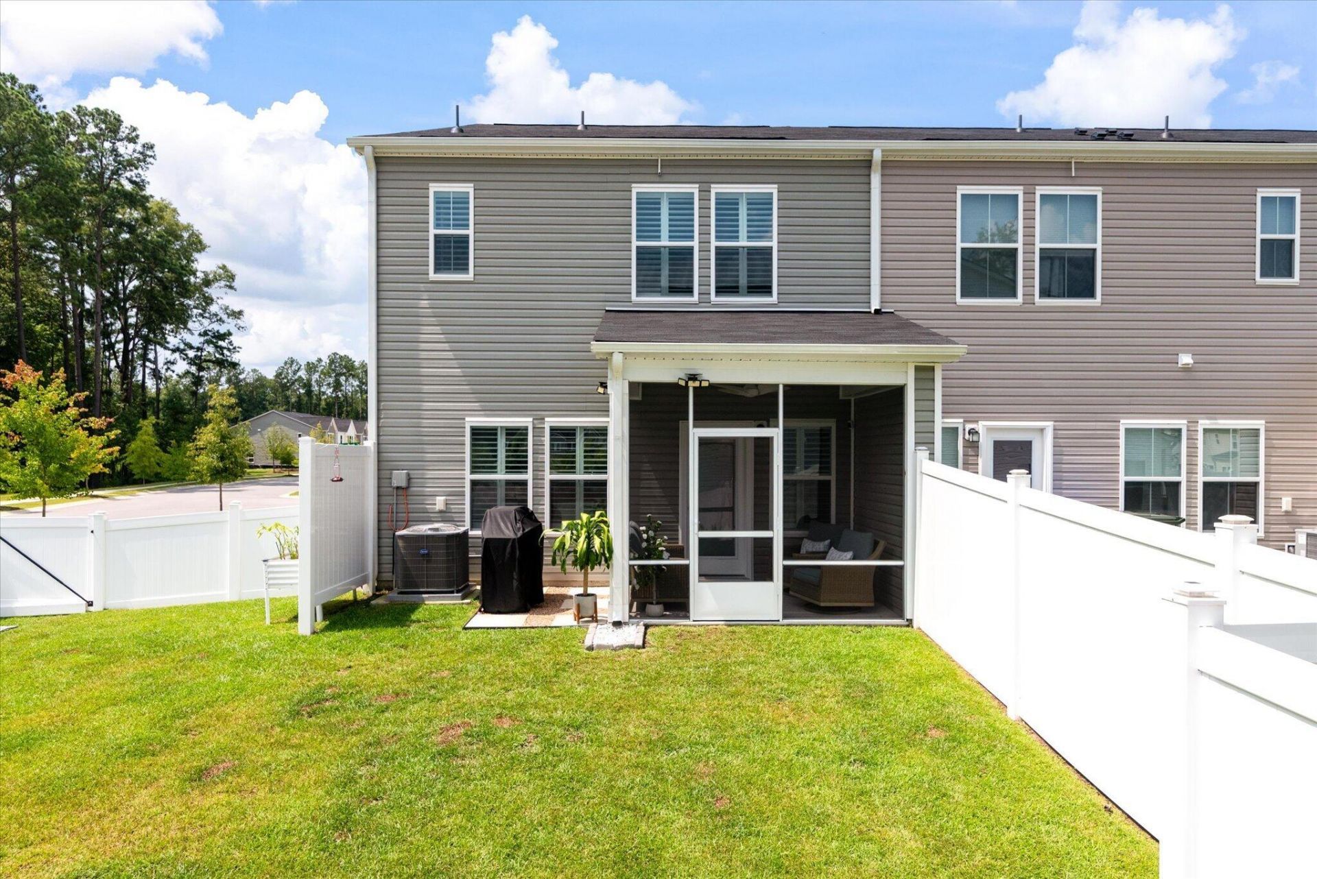 8702 Silver Perch Lane Photo 16