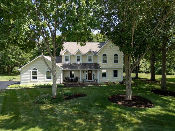 39W811 Hoeweed Lane , St. Charles, IL 60175