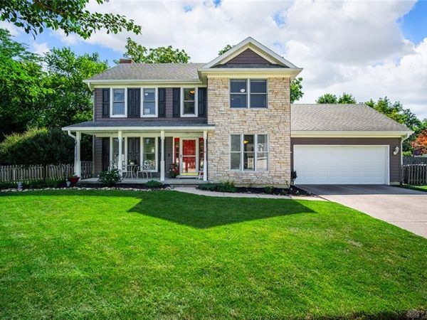 335 Kingsfield Court Court, Yellow Springs Vlg, OH 45387