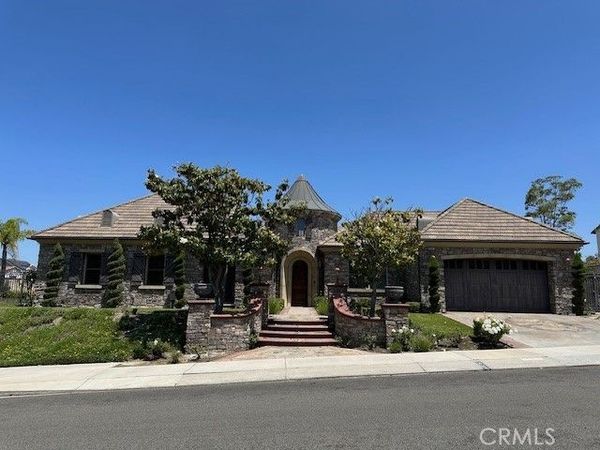 25351 MUSTANG Drive , Laguna Hills, CA 92653