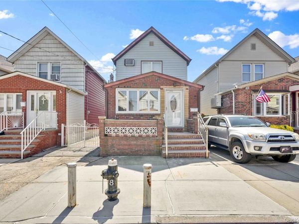 10762 106th Street , Ozone Park, NY 11417