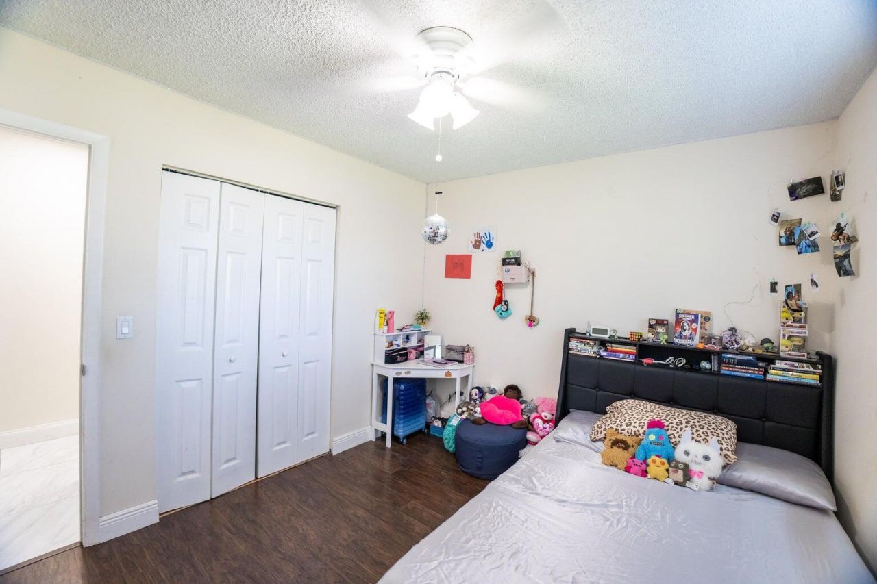 5763 Purdy Lane, West Palm Beach, FL 33415 Photo