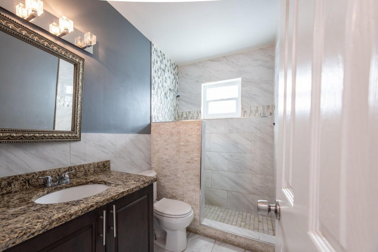 5763 Purdy Lane, West Palm Beach, FL 33415 Photo