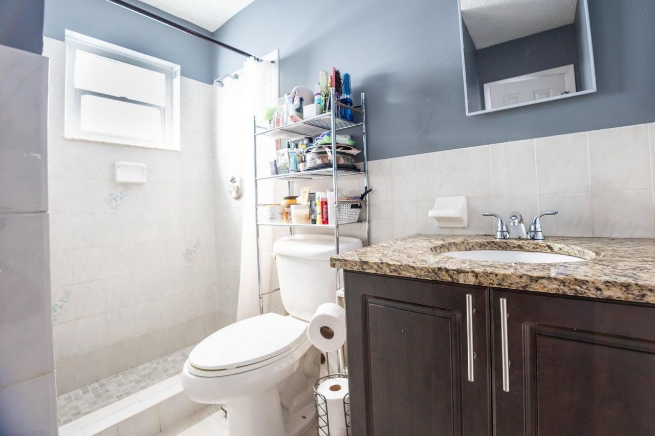 5763 Purdy Lane, West Palm Beach, FL 33415 Photo