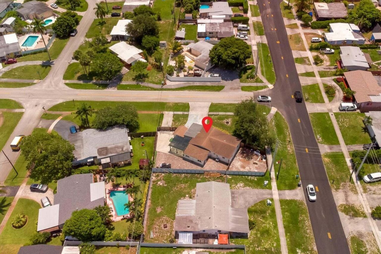 5763 Purdy Lane, West Palm Beach, FL 33415 Photo