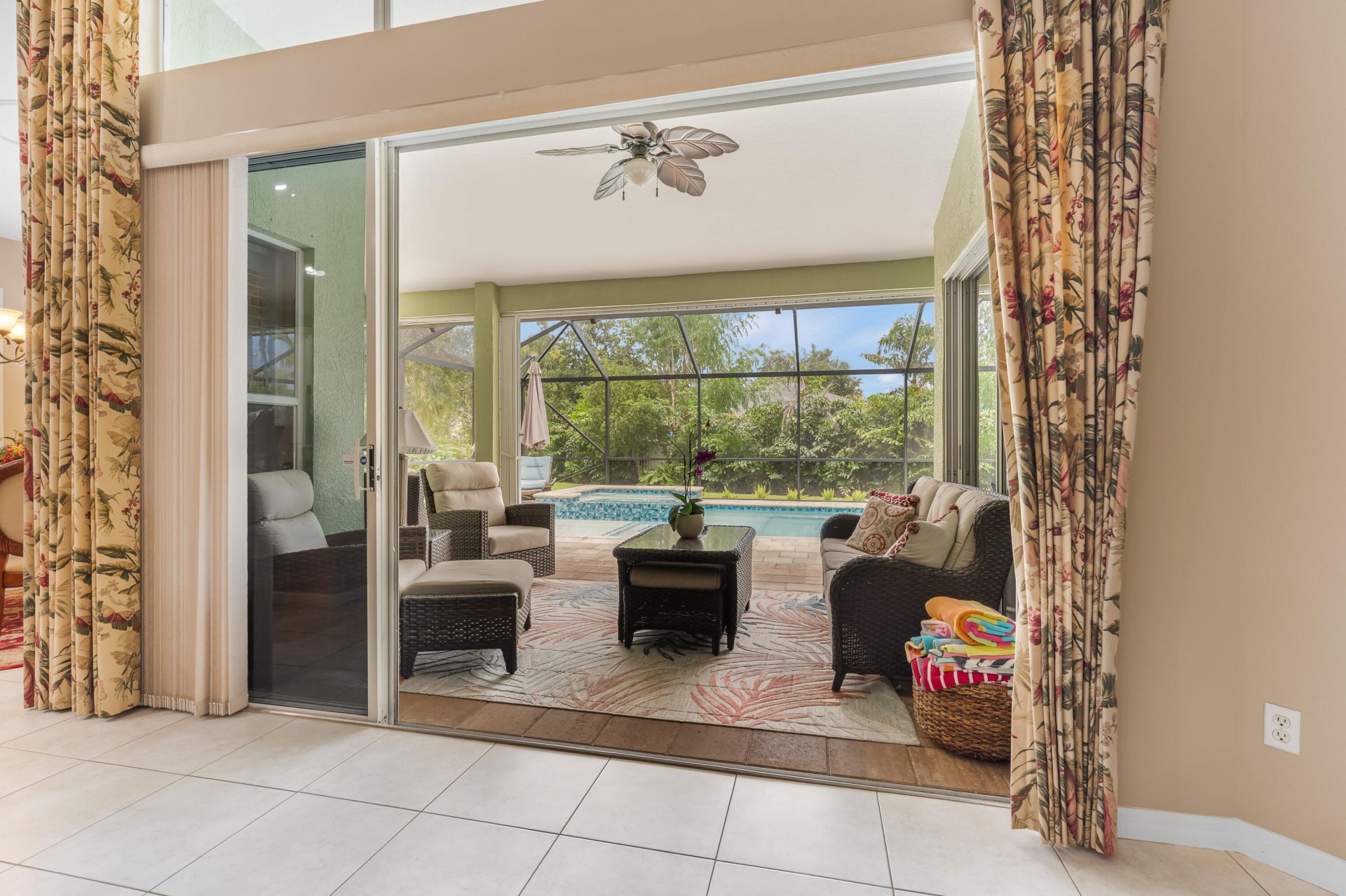 210 Champagne Court Sw, Vero Beach, FL 32968 Photo