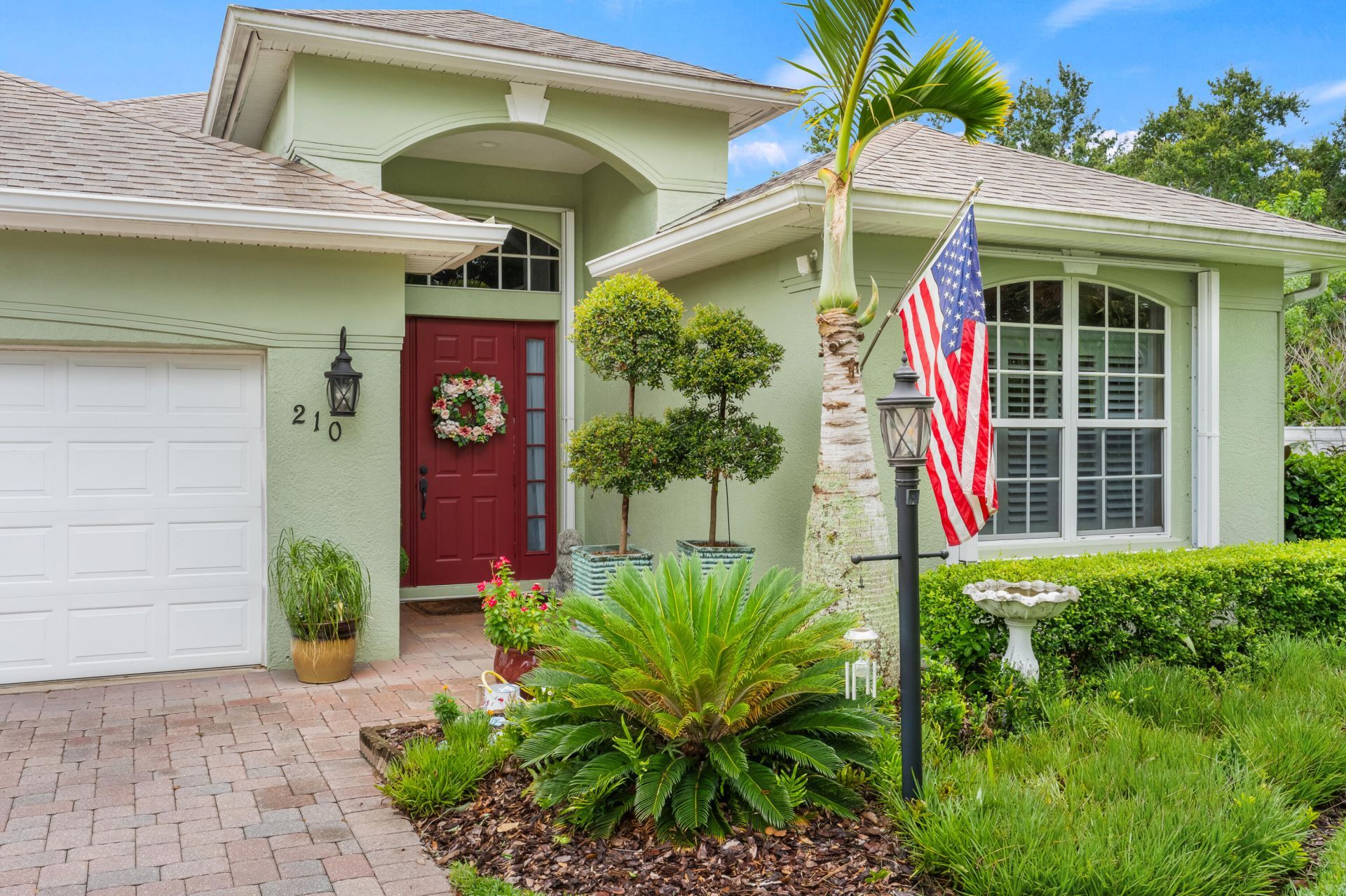 210 Champagne Court Sw, Vero Beach, FL 32968 Photo