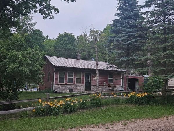 17816 9 Mile Road, Stanwood, MI 49346