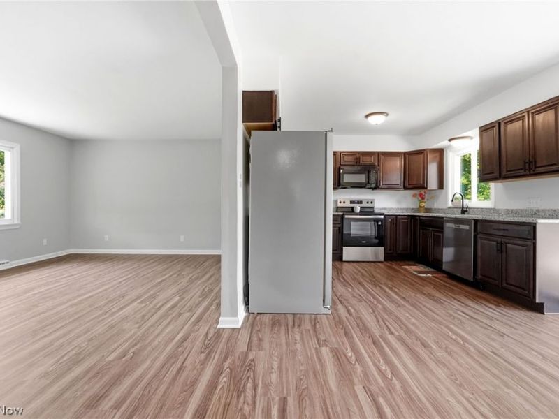 3561 Johnson Road, Norton, OH 44203 Photo 8