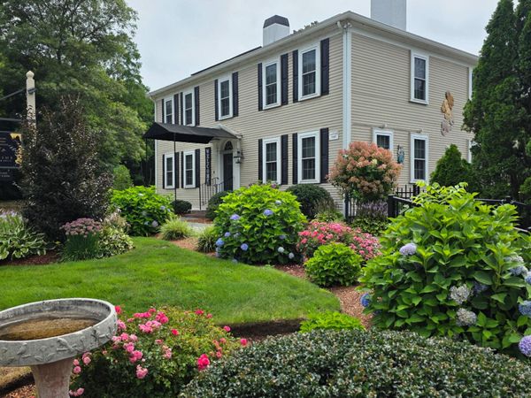 4631 Falmouth Road, Cotuit, MA 02635