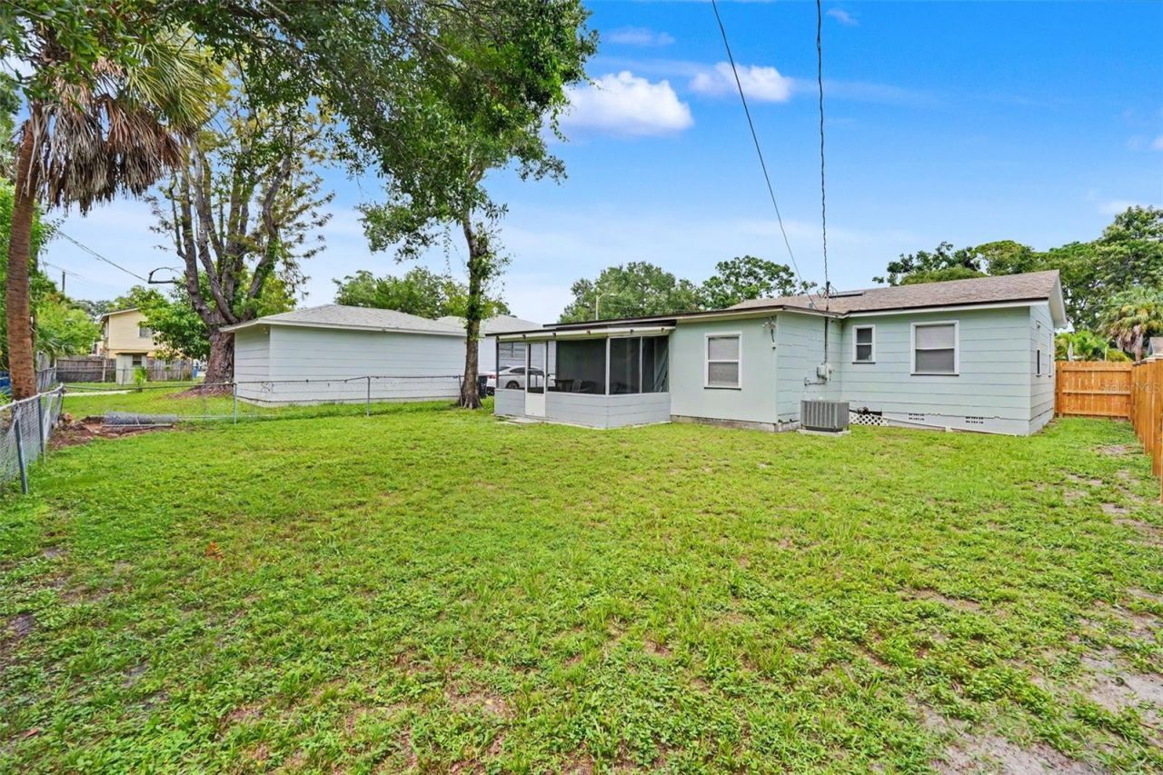 2311 35th Street S, Saint Petersburg, FL 33711 Photo