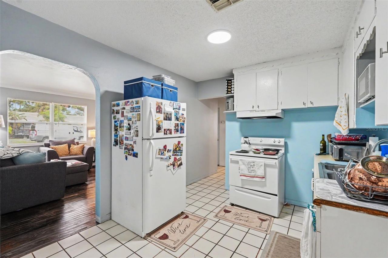 2311 35th Street S, Saint Petersburg, FL 33711 Photo