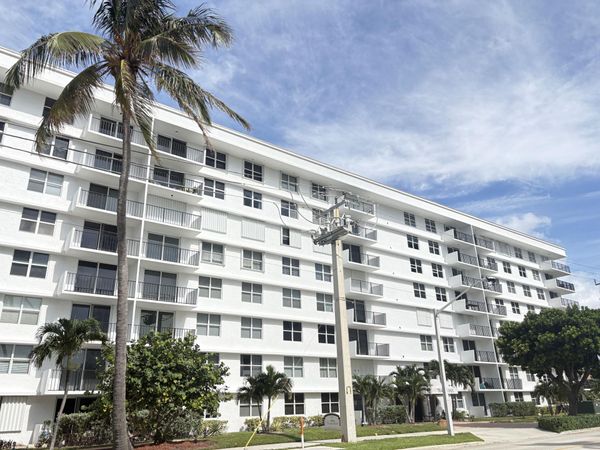 1009 N Ocean Boulevard, Unit 607, Pompano Beach, FL 33062