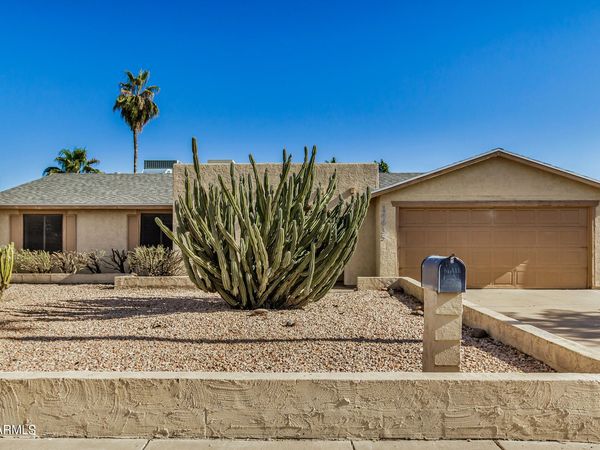 14435 N 36th Street, Phoenix, AZ 85032