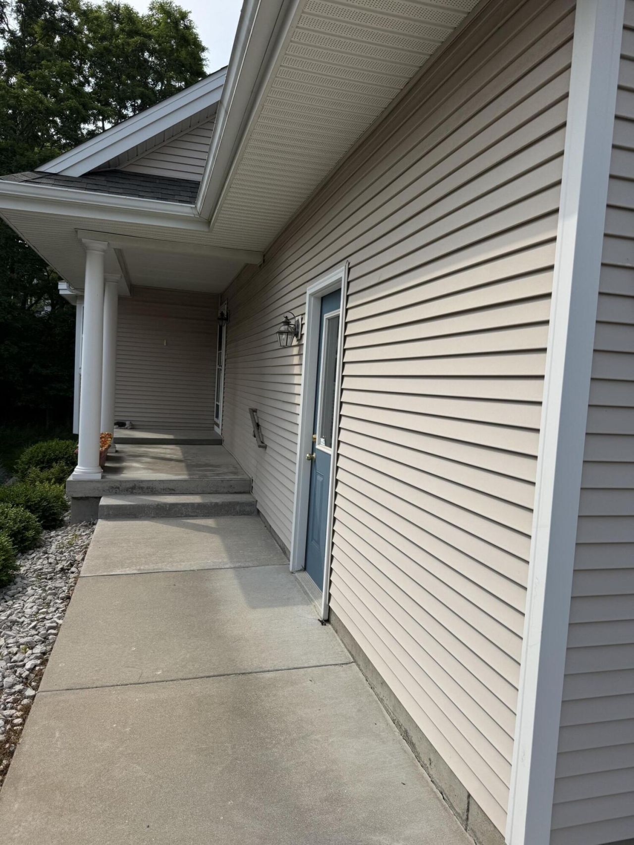 282 Lighthouse Circle, Manistee, MI 49660 Main Photo