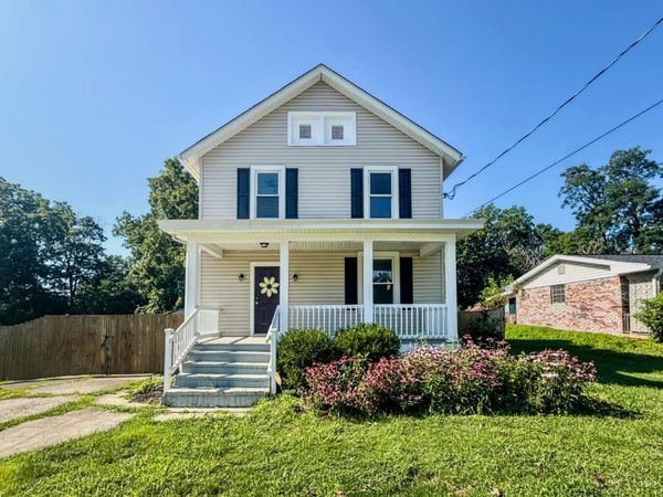 1007 W Loveland Avenue, Loveland, OH 45140