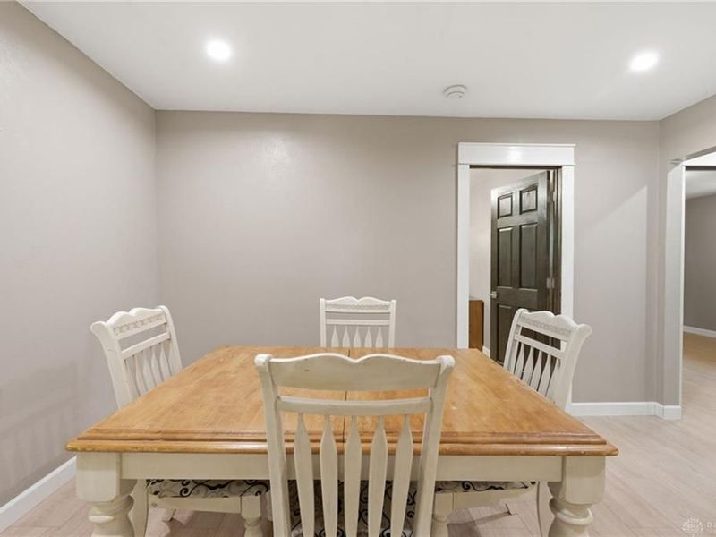 9856 New Carlisle Pike, New Carlisle, OH 45344 Photo 11
